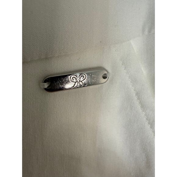 Rafaella White Lined Pull-On Skort with Logo Plate – Size Small - Picture 2 of 4